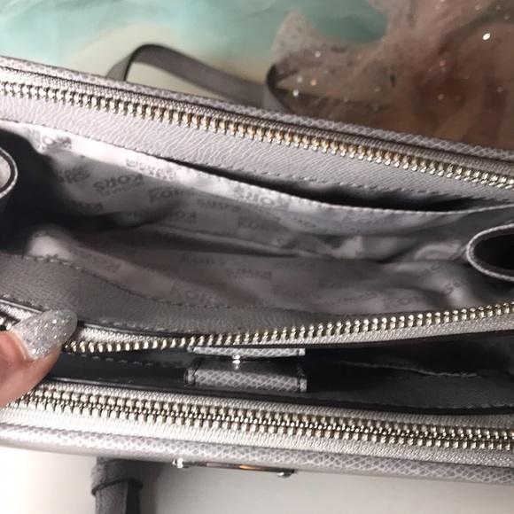 New Michael Kors Crossbody Bag Pebble Gray NWOT - Picture 12 of 16